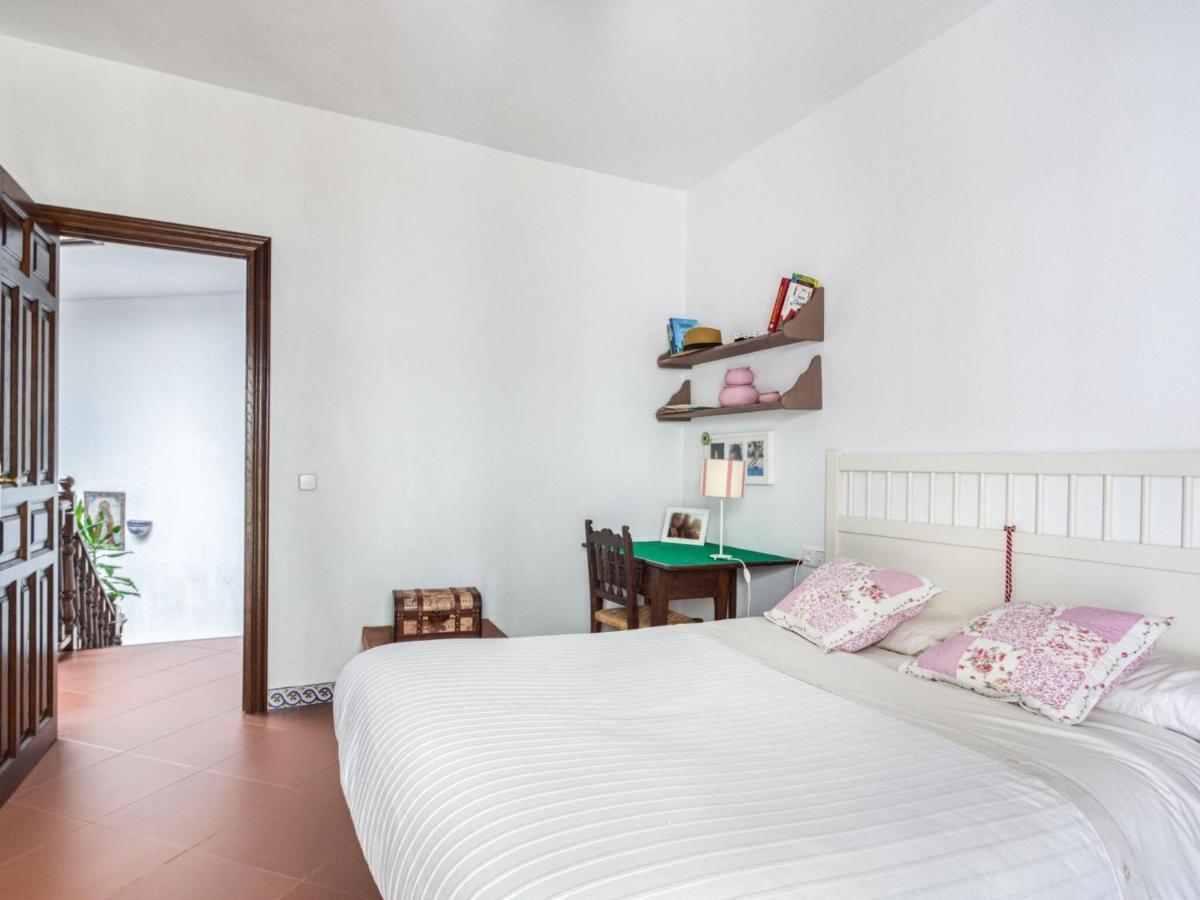 Boutique Holiday Home in Higuera de la Sierra with Terrace Extérieur photo