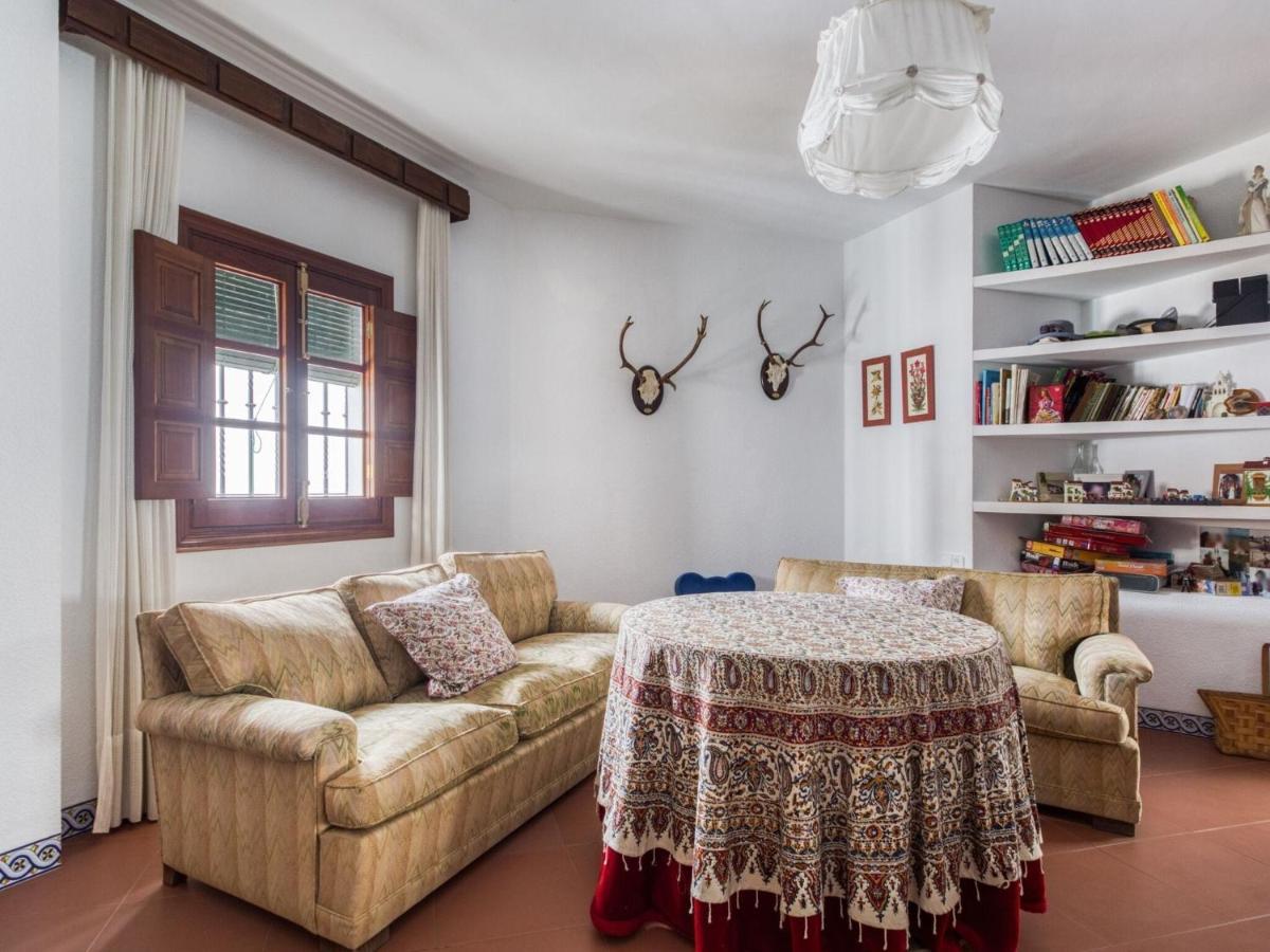 Boutique Holiday Home in Higuera de la Sierra with Terrace Extérieur photo
